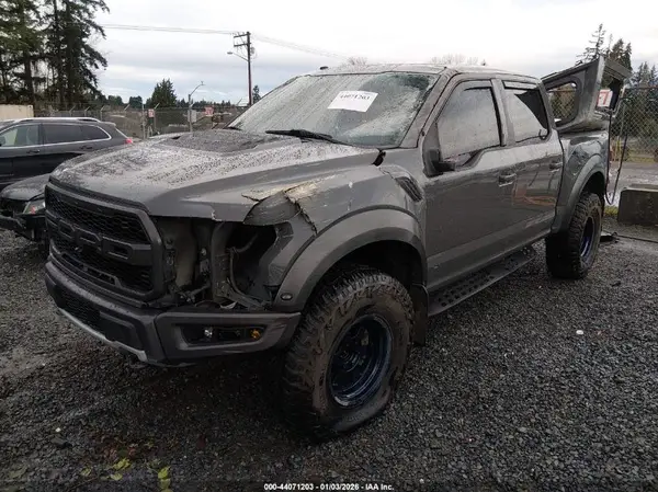 1FTFW1RG8JFA07095 2018 FORD F-150 - Image 2