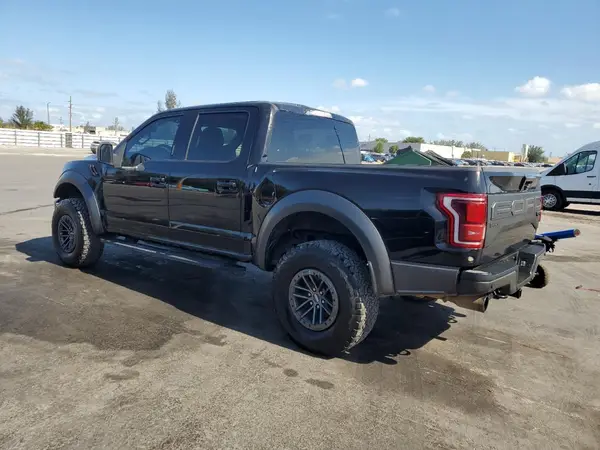 1FTFW1RG8KFB67902 2019 FORD F-150 - Image 2