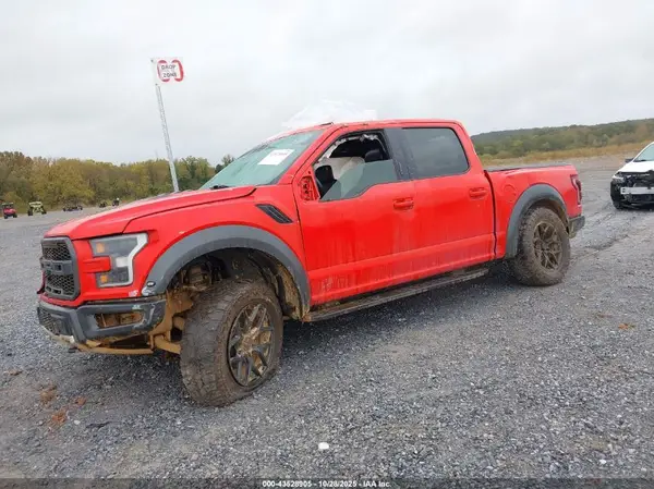 1FTFW1RG8KFC52772 2019 FORD F-150 - Image 2