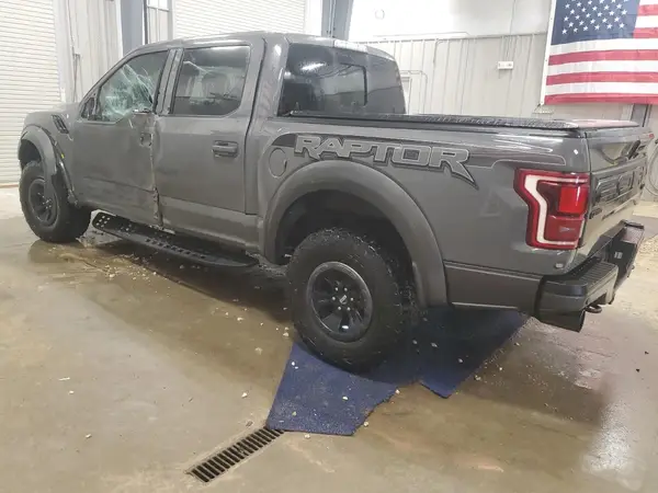 1FTFW1RG9JFC53167 2018 FORD F-150 - Image 2