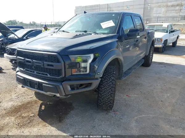 1FTFW1RG9KFB14044 2019 FORD F-150 - Image 2
