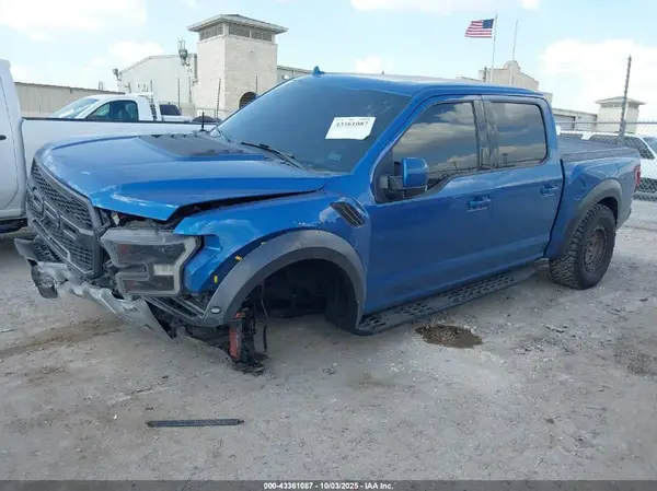1FTFW1RG9KFC06724 2019 FORD F-150 - Image 2