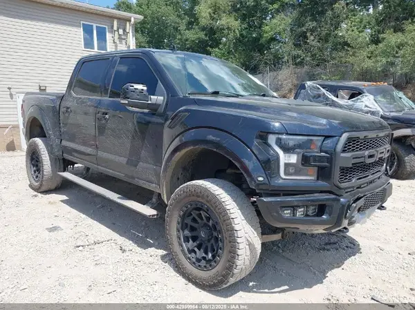 1FTFW1RG9KFC36063 2019 FORD F-150 - Image 1