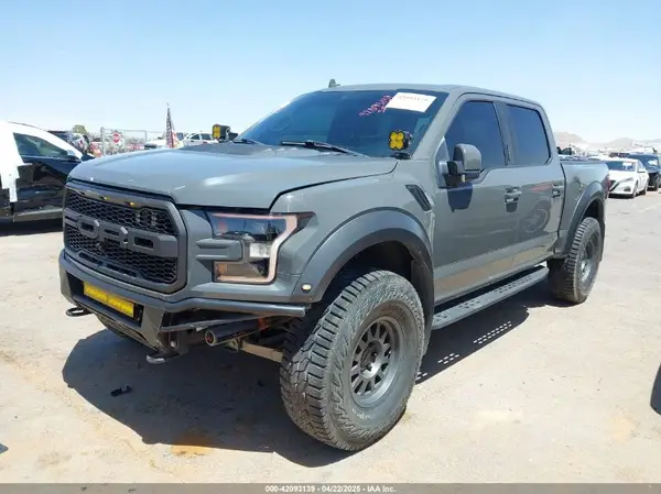 1FTFW1RG9LFB35011 2020 FORD F-150 - Image 2