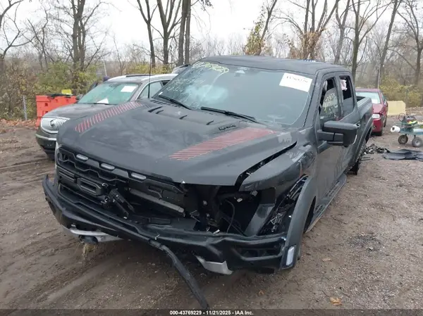 1FTFW1RG9RFA83243 2024 FORD F-150 - Image 2