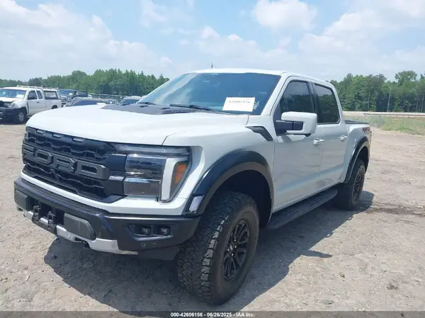 1FTFW1RG9RFB37978 2024 FORD F-150 - Image 2