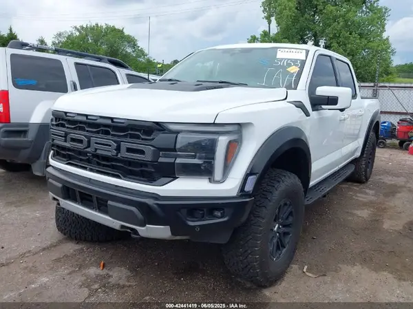 1FTFW1RG9RFB51153 2024 FORD F-150 - Image 2