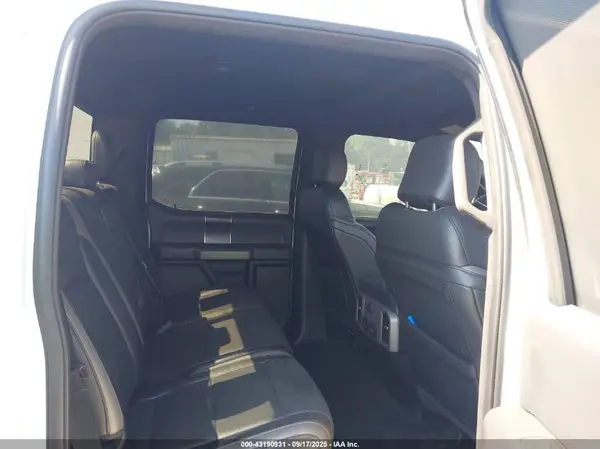 1FTFW1RGXJFA06742 2018 FORD F-150 - Image 8