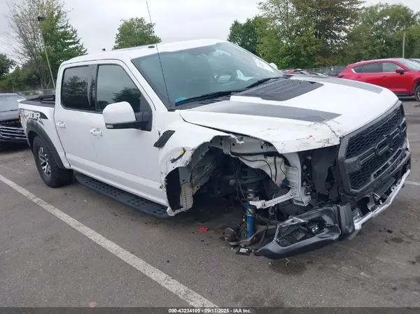 1FTFW1RGXJFA67993 2018 FORD F-150 - Image 1