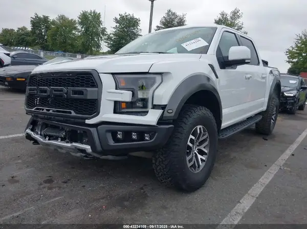 1FTFW1RGXJFA67993 2018 FORD F-150 - Image 2