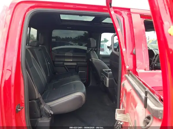 1FTFW1RGXJFB84828 2018 FORD F-150 - Image 8
