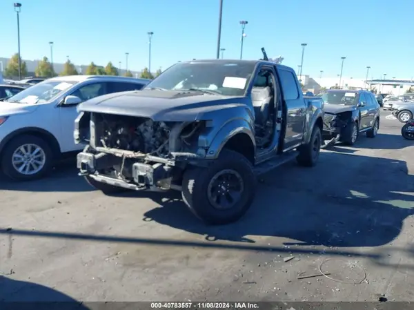 1FTFW1RGXJFC45465 2018 FORD F-150 - Image 2
