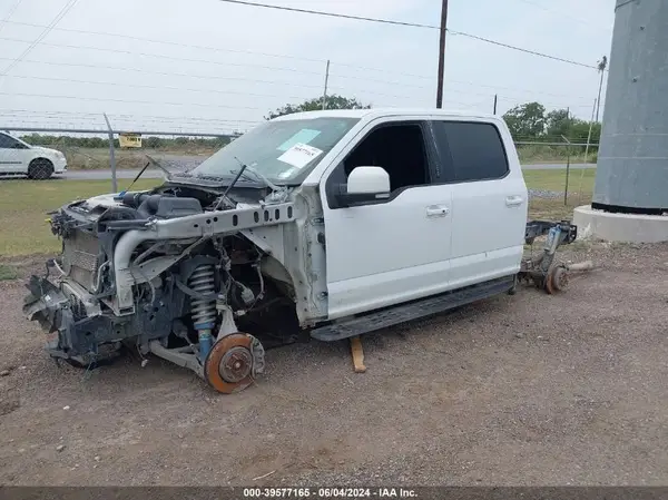 1FTFW1RGXJFD27731 2018 FORD F-150 - Image 2