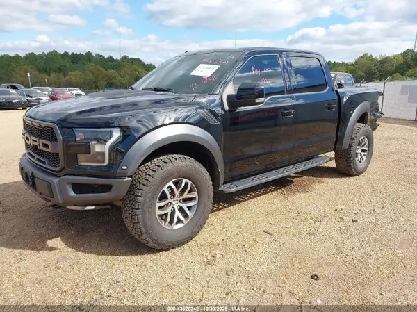 1FTFW1RGXJFD93261 2018 FORD F-150 - Image 2