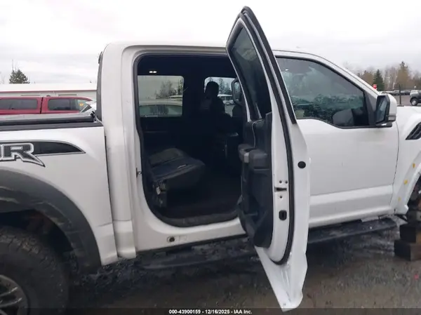 1FTFW1RGXKFC17649 2019 FORD F-150 - Image 8