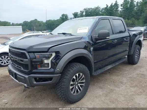 1FTFW1RGXKFD15371 2019 FORD F-150 - Image 2