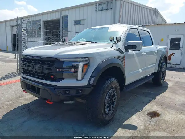 1FTFW1RJ4RFB15298 2024 FORD F-150 - Image 2