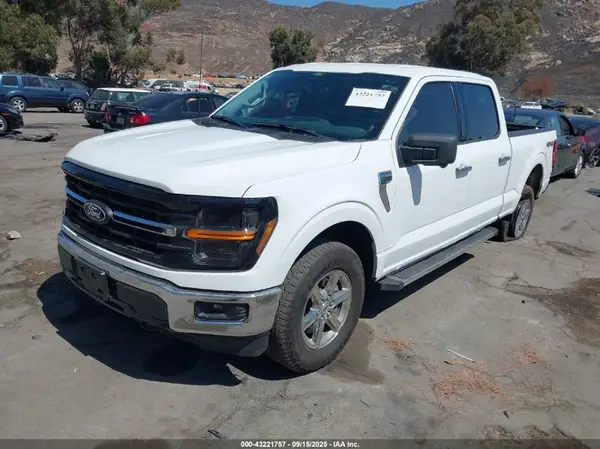 1FTFW3L55RKD46242 2024 FORD F-150 - Image 2