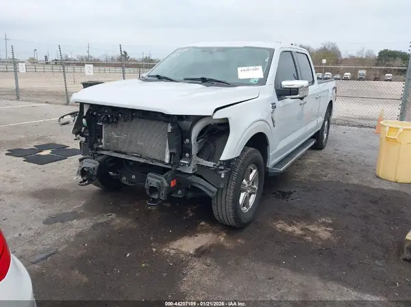 1FTFW3L56SKD07858 2025 FORD F-150 - Image 2