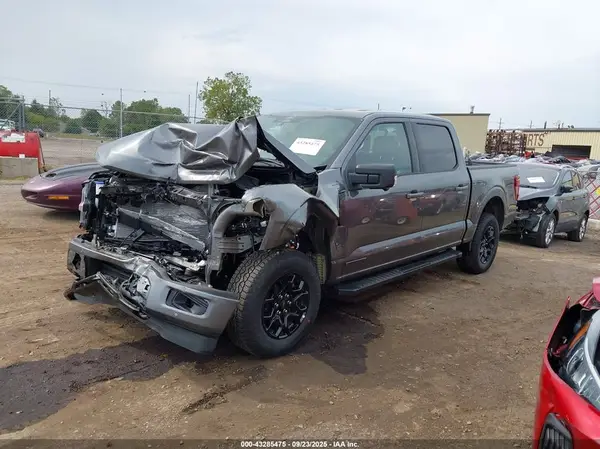 1FTFW3LD2SFA76666 2025 FORD F-150 - Image 2