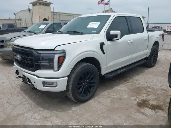 1FTFW5L8XRFC00921 2024 FORD F-150 - Image 2