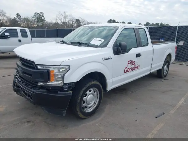 1FTFX1C5XJKC76324 2018 FORD F-150 - Image 2