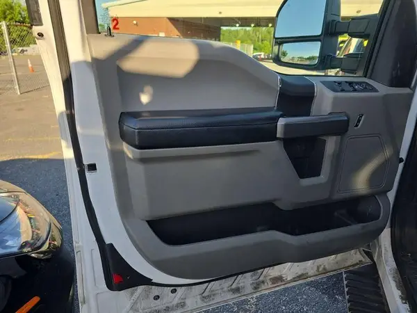 1FTFX1E42KKE41451 2019 FORD F-150 - Image 2
