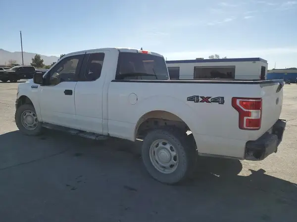 1FTFX1E52JKE19456 2018 FORD F-150 - Image 2
