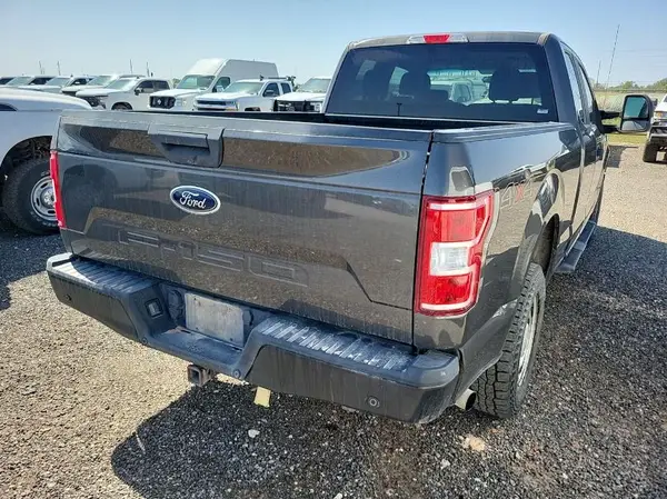 1FTFX1E53JKD61096 2018 FORD F-150 - Image 2
