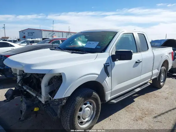1FTFX1E53PKF46578 2023 FORD F-150 - Image 2