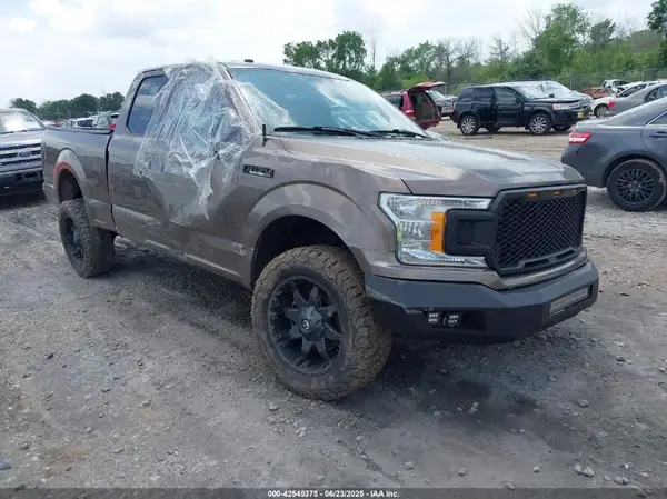 1FTFX1E57JKD39229 2018 FORD F-150 - Image 1