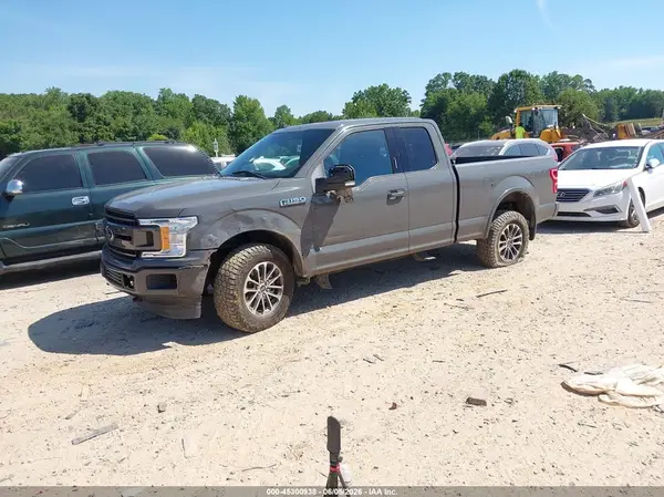 1FTFX1E58JFB79256 2018 FORD F-150 - Image 2