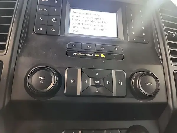 1FTFX1E58KKC92472 2019 FORD F-150 - Image 1