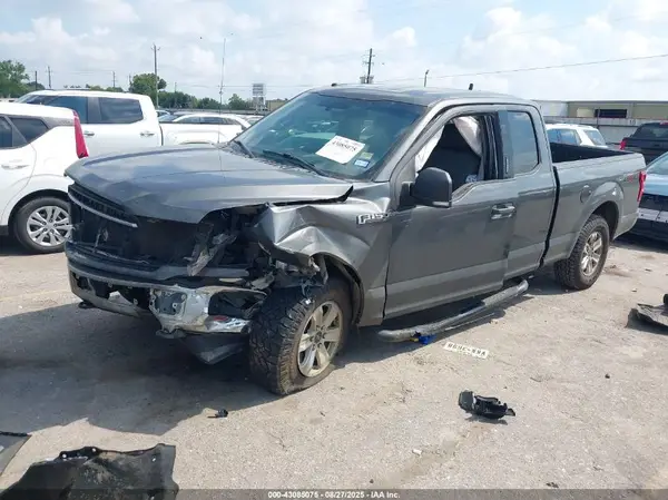 1FTFX1E59JKF83206 2018 FORD F-150 - Image 2
