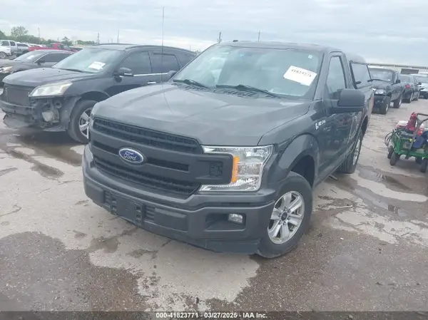 1FTMF1C53JKE85608 2018 FORD F-150 - Image 2
