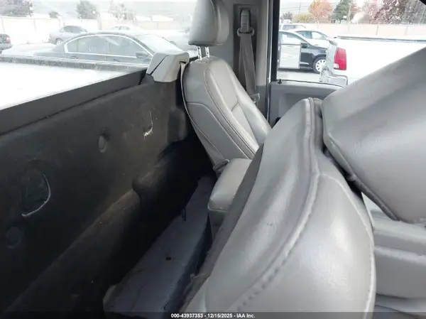 1FTMF1C80HKC25512 2017 FORD F-150 - Image 8