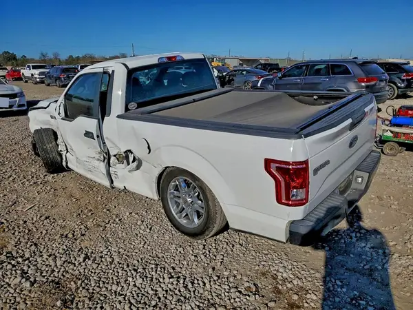 1FTMF1C88HFA33165 2017 FORD F-150 - Image 2