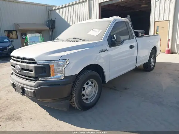 1FTMF1CB3JKE25768 2018 FORD F-150 - Image 2