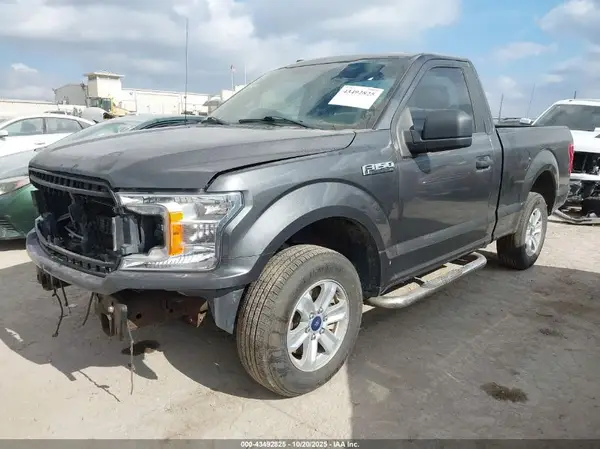 1FTMF1CB4JKE30106 2018 FORD F-150 - Image 2