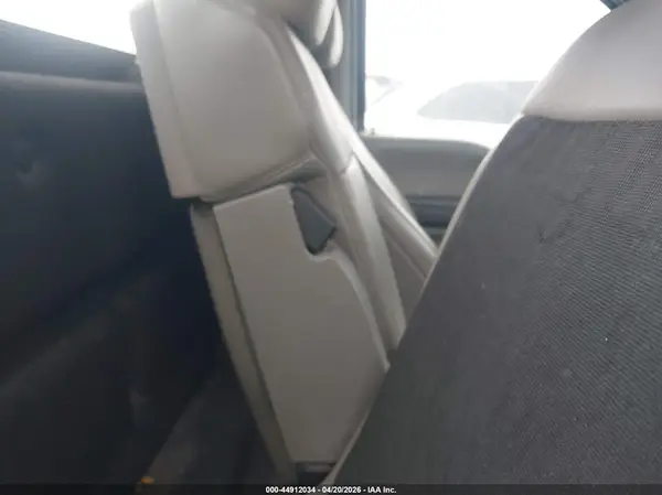 1FTMF1CB8JKF67257 2018 FORD F-150 - Image 4