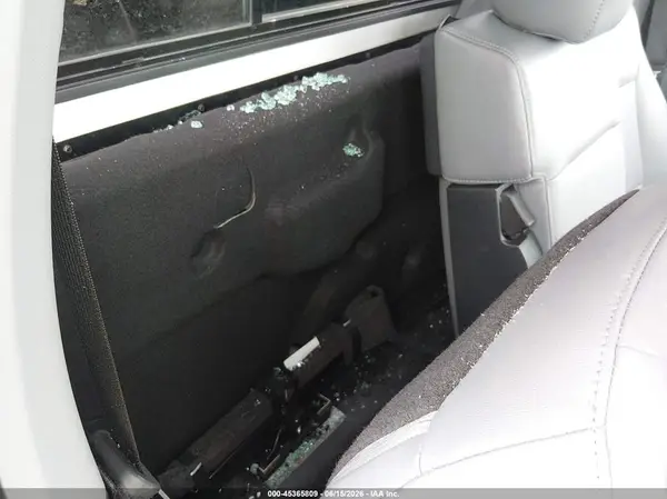1FTMF1KP1RKF24047 2024 FORD F-150 - Image 3