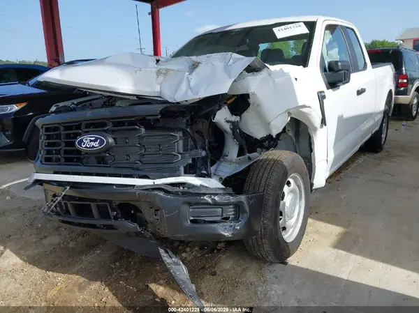 1FTMF1KP9RKE39974 2024 FORD F-150 - Image 2