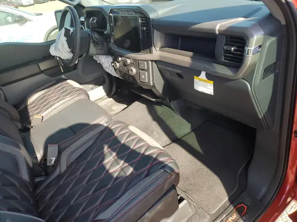 1FTMF1L53RKF07327 2024 FORD F-150 - Image 8