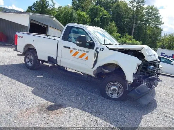 1FTRF2BA0PED12193 2023 FORD F250 - Image 1