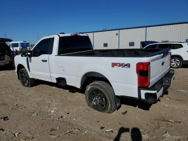 1FTRF2BN5REC37710 2024 FORD F250 - Image 2