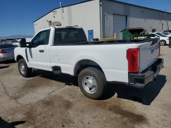 1FTRF3AA2PEE20810 2023 FORD F350 - Image 2
