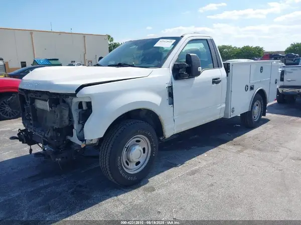 1FTRF3AN9NEC70601 2022 FORD F350 - Image 2