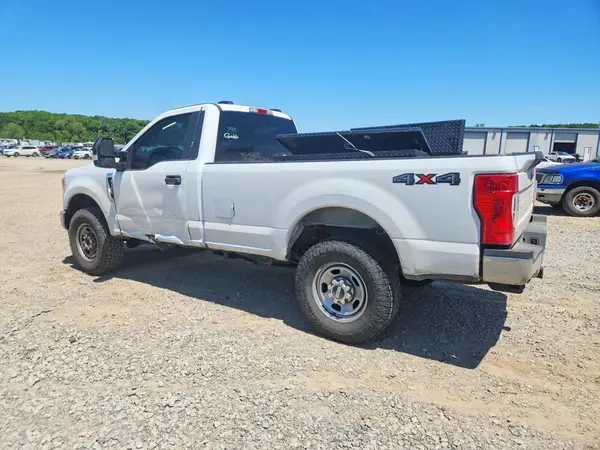 1FTRF3B60NEG43631 2022 FORD F350 - Image 2