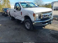 1FTRF3B68KEE17008 2019 FORD F350