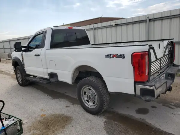 1FTRF3BA6PED16206 2023 FORD F350 - Image 2